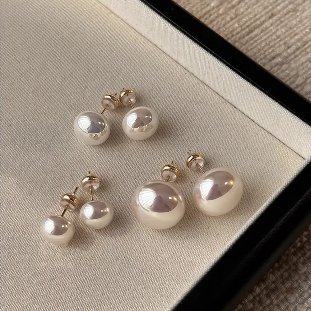 Pearl 3 pair Stud Earrings - Classic White